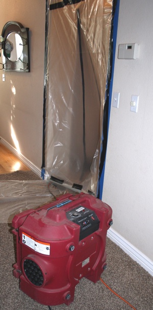 Mold Containment/Air Scrubbing